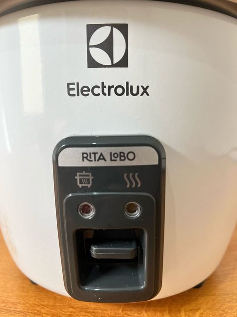Panela Elétrica Electrolux Easyline Rita lobo - Camicado