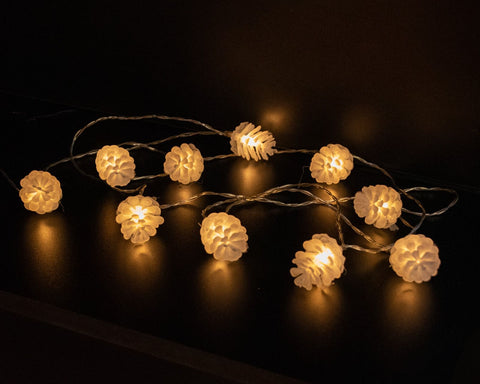 Cordão de Pinhas Iluminadas 1,80m