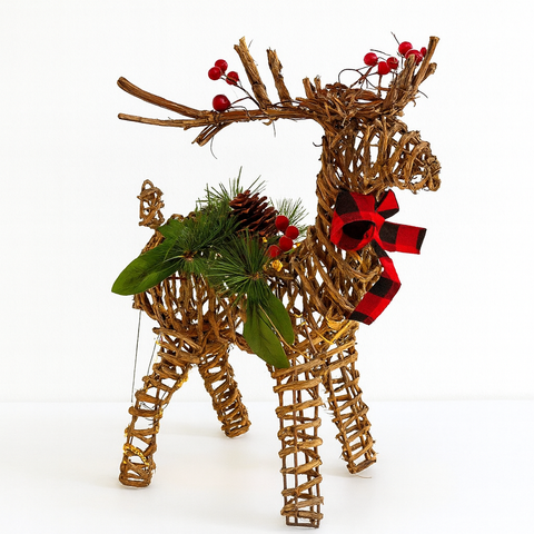 Rena em Rattan Rústica Decorada Iluminada