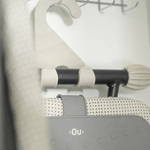 Tábua de Passar Roupas Flow Preto - Westwing